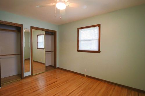 1005 14th St, Willmar MN  56201-2928 exterior