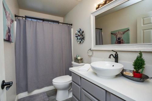 19338 James Cir, Groveland CA  95321-9553 exterior