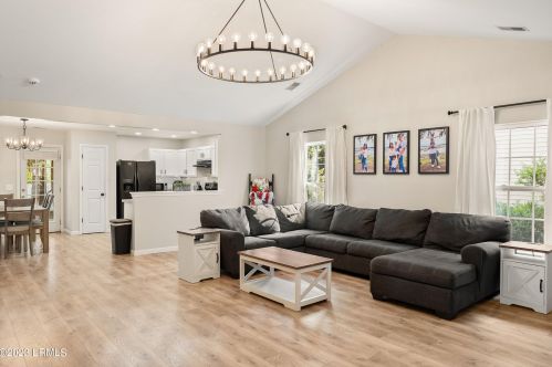 114 Winyah Way, Beaufort SC  29906-6004 exterior