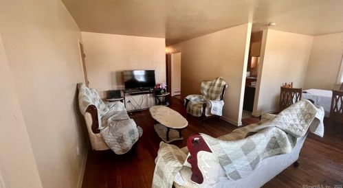 248 Willetts Ave, United States Coast Guard Ac CT  06320-3410 exterior