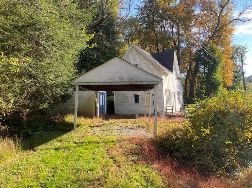 112 High Vue Rd, Jeannette, PA 15644-4067