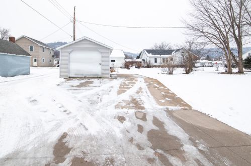 204 Babcock St, Coon Valley WI  54623-7710 exterior