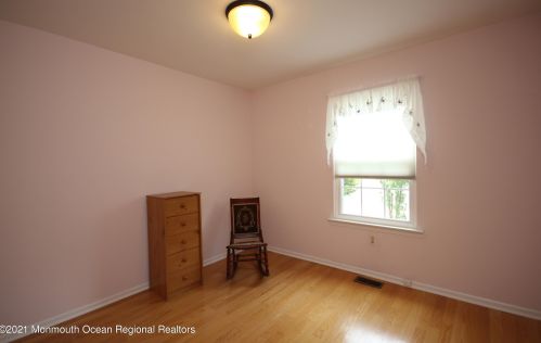 1 Redwood Dr, Tinton Falls NJ  07712-8711 exterior