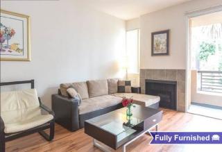 7201-7209 Sunset Blvd, Los Angeles CA  90046-3405 exterior