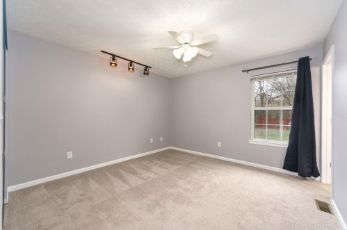 2569 Evergreen Dr, Covington KY  41017-9450 exterior