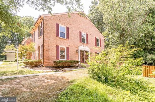 6270 Rathlin Dr, Springfield, VA 22152-2168