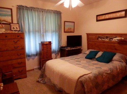 206 Mary St, Watertown WI  53094-6519 exterior