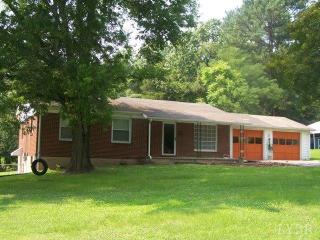 137 Old Main St, Brookneal, VA 24528-3049