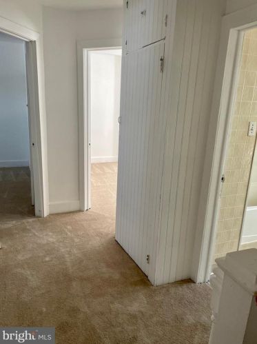 307 Delamore Pl, Wilmington DE  19805-3522 exterior