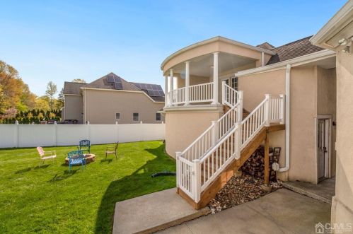 2 Winchester Dr, East Brunswick NJ  08816-3385 exterior