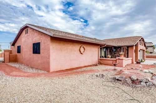 714 Apache Dr, Lake Havasu City, AZ 86406-8456