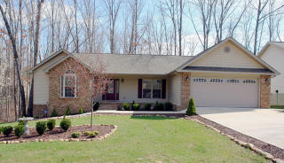 115 Glenwood Dr, Crossville, TN 38558-8608
