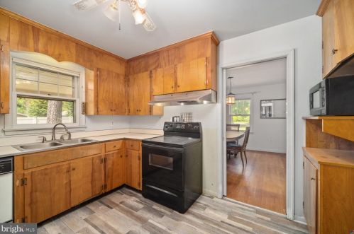 13952 Kings Hwy, Montross VA  22520-2419 exterior
