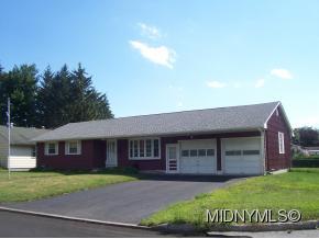 216 Riverview Pkwy, Rome, NY 13440-3859