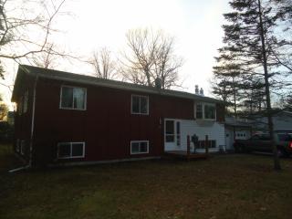 170 Tanglewood Dr, Colchester, VT 05446-6973