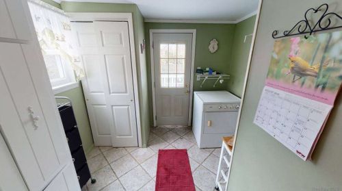 14 Smith St, South Setauket NY  11720-3859 exterior