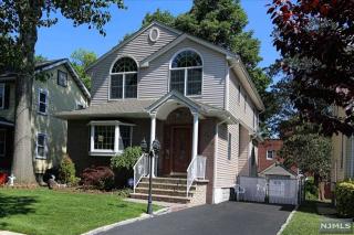 126 Niagara St, Dumont, NJ 07628-3416