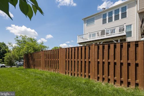 15055 Clementine Way, Haymarket VA  20169-3319 exterior