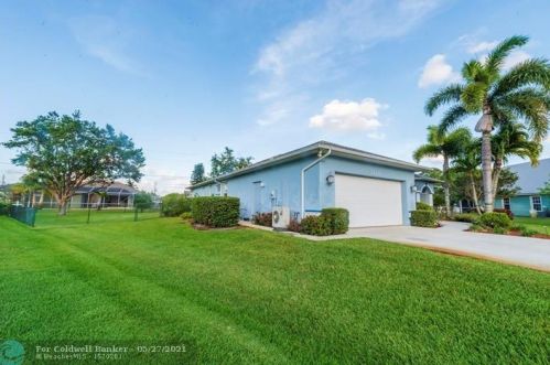 3276 Hub Ct, Fort Pierce, FL 34984-6546