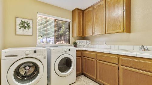 1510 Sutter Creek Dr, Folsom CA  95762-4060 exterior