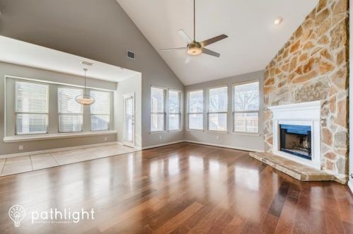 1025 Lake Hollow Dr, Oak Point, TX 75068-8411
