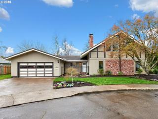 1929 Fir St, Mcminnville, OR 97128-2533