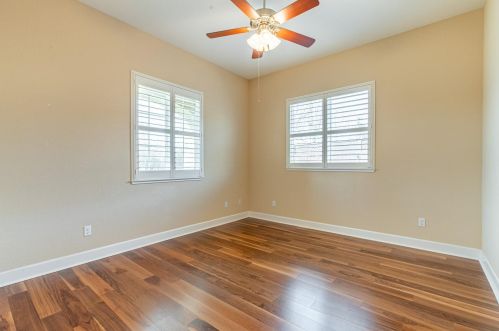 1786 Cornerstone Dr, Ripon CA  95366-9493 exterior