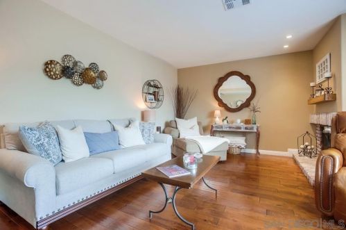 17504 Bernardo Oaks Dr, San Diego CA 92128-2109 exterior