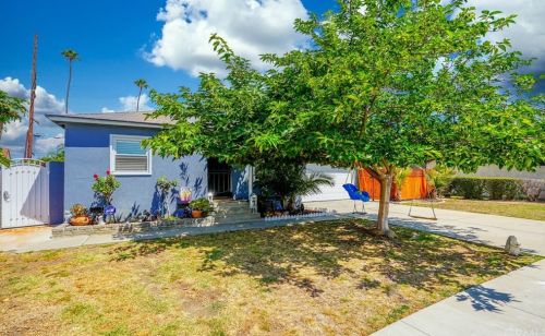 5132 Gardenia Ave, Long Beach CA  90807-1116 exterior