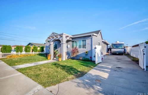 176 218th Pl, Long Beach, CA 90745-3001