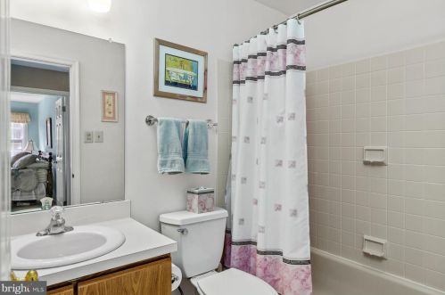 291 Conway Cir, Prospectville PA exterior