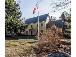 32 Heidi Ln, Concord, NH 03304-3712