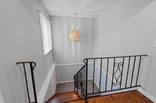 2414 Lagoon Ct, Thiensville WI  53092-5549 exterior