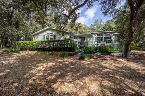 2188 County Road 245d, Oxford FL  34484-2130 exterior