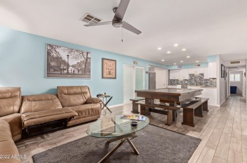 15268 52nd Dr, Glendale AZ  85306-4309 exterior