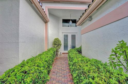 11646 Privado Way, Boynton Beach FL  33437-1924 exterior