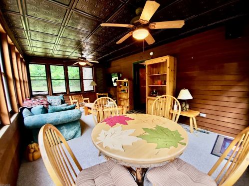 39 Pidgeon Hill Rd, Wantage NJ  07461-2731 exterior