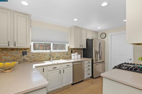 1041 Lehigh Valley Cir, Danville CA  94526-4925 exterior