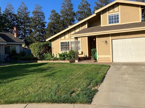 446 Century Oaks Ct, San Jose, CA 95111-1810