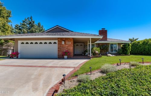 3894 San Augustine Dr, Glendale, CA 91206-1203