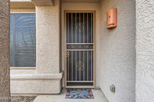 7629 Cathedral Canyon Dr, Tucson, AZ 85743-5144