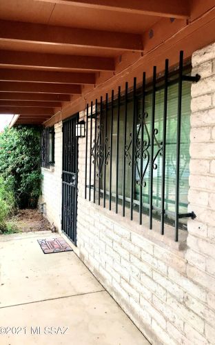 7702 Nicaragua Dr, Tucson, AZ 85730-3414