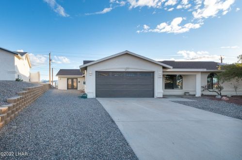 2386 Angler Dr, Lake Havasu City, AZ 86404-2135