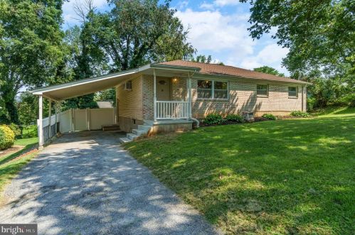 5 Karen Ct, Camp Hill, PA 17011-1143