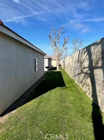 2212 Cullen Ct, Bakersfield CA  93314-6555 exterior