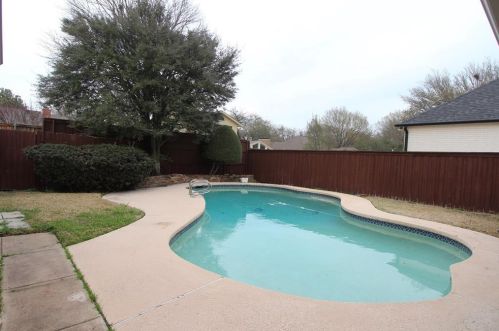 1104 Grassmere Dr, Richardson, TX 75080-2909