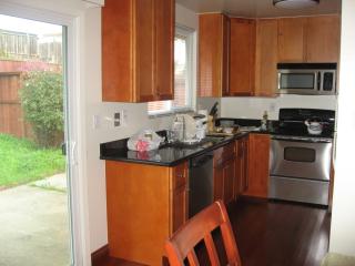 1206 Mission Rd, South San Francisco CA  94080-1212 exterior