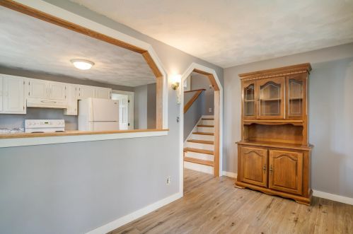 11 Stonewall Rd, Alton NH  03809-5149 exterior