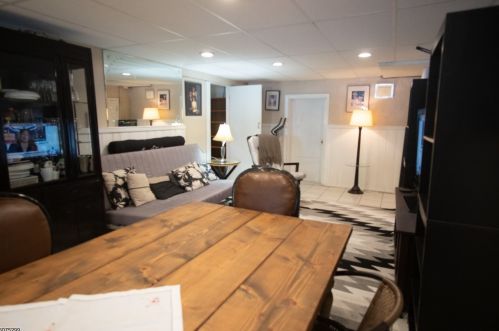 3 Lewis St, Nutley NJ  07110-3345 exterior