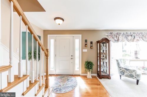 355 Peck Rd, Downingtown, PA 19335-1614